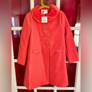 NWT. Gorgeous Janie & Jack coat with super soft faux fur with pockets. Size: 7/8
